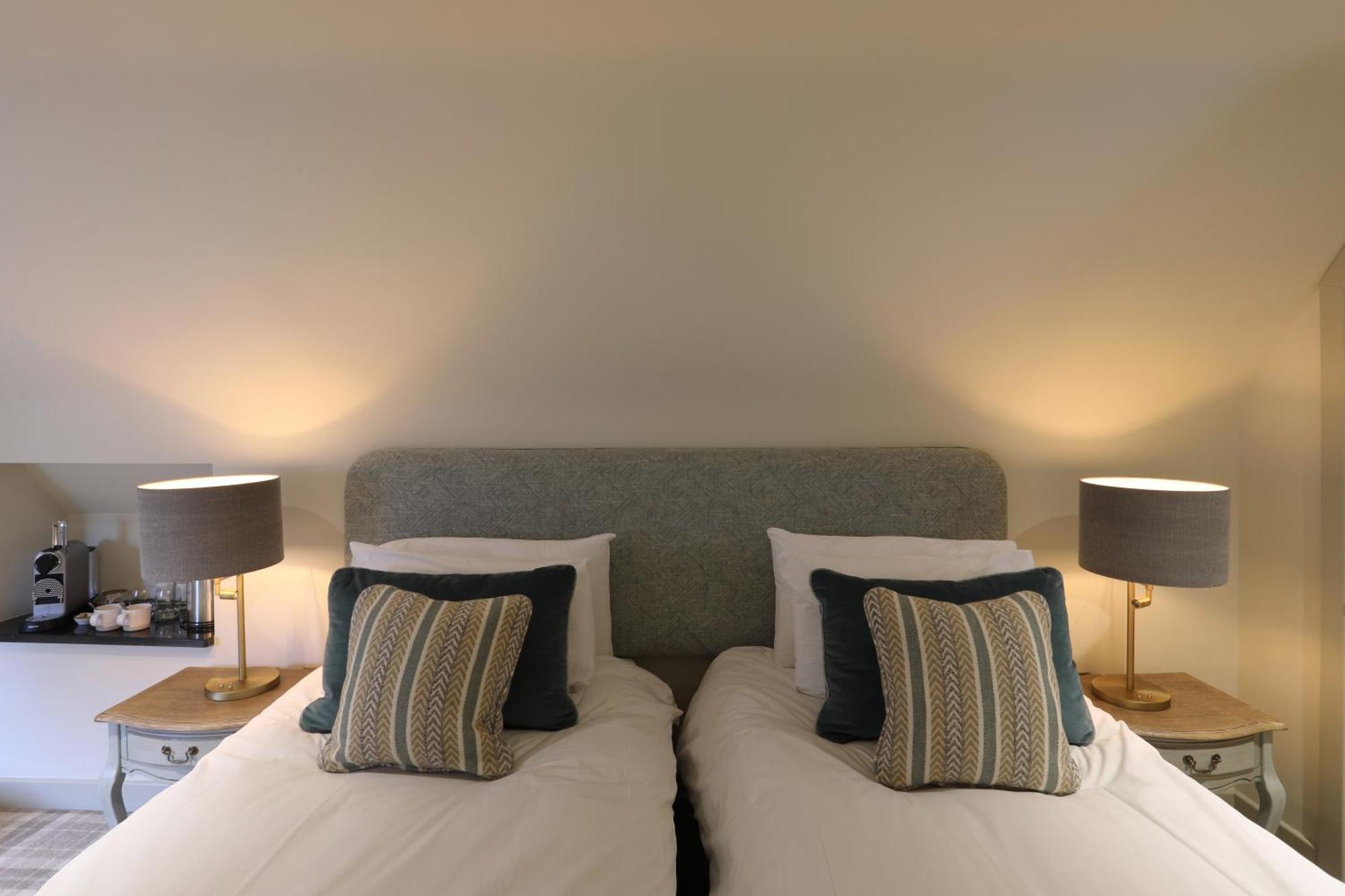 Отель The Harcourt Arms Stanton Harcourt Номер фото A bedroom at the hotel